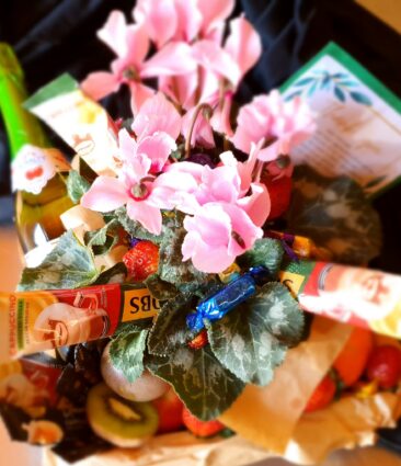 Gift Baskets & Hampers